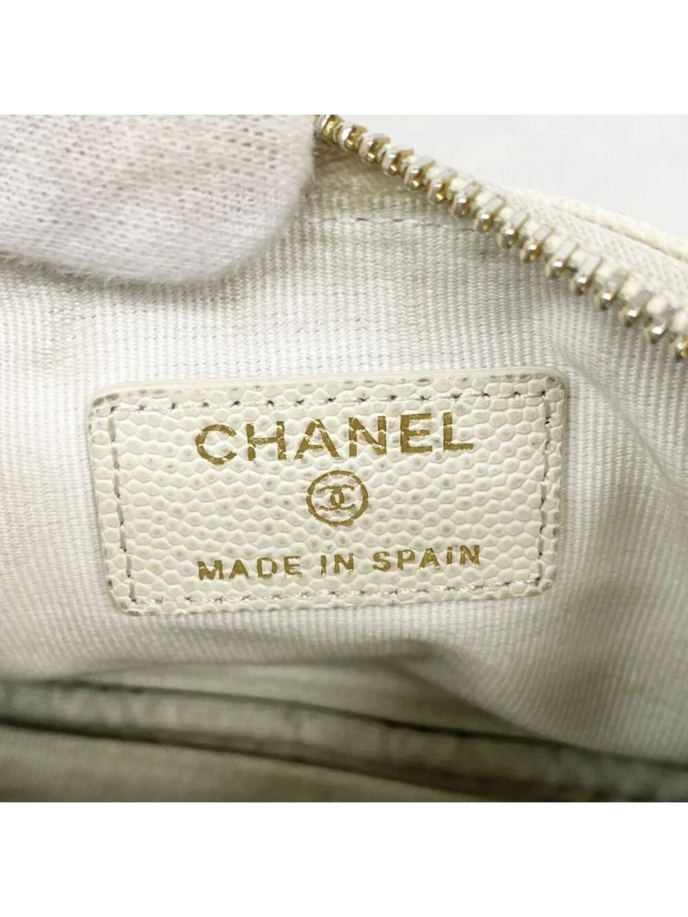 Chanel Coin Purse Quilted Caviar Leather White Champagne Gold